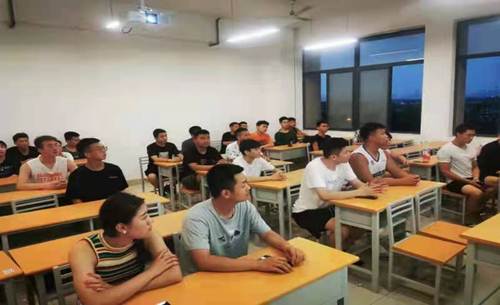 说明: C:\Users\lenovo\AppData\Local\Temp\WeChat Files\124fea0dabfc11a1ecbd0ca11c20c2d.jpg