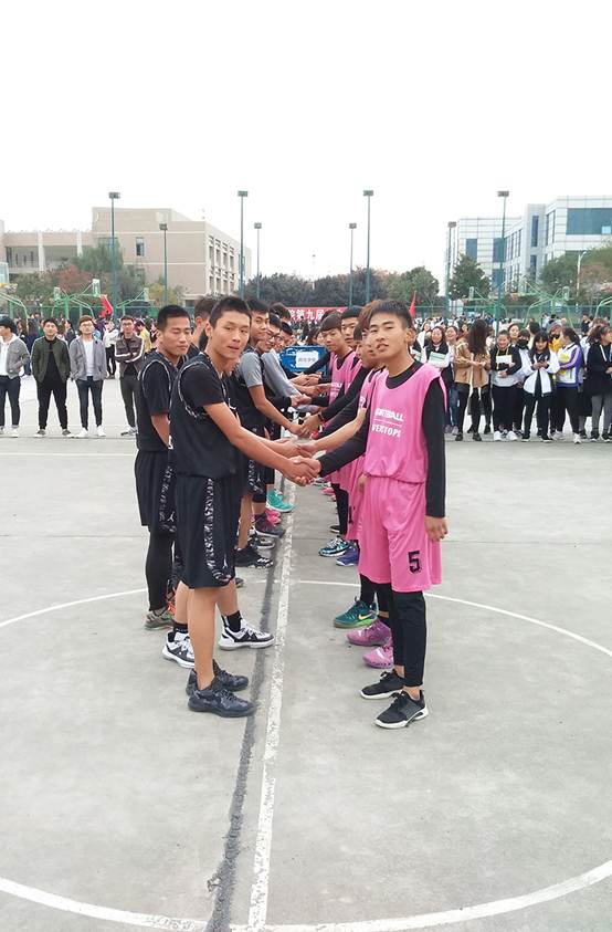 说明: C:\Users\Lenovo\Desktop\新建文件夹 (2)\握手.jpg